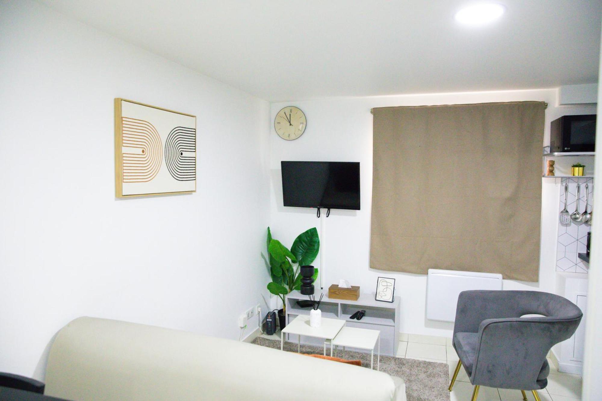 Le Relax Place - Metro 5 Bobigny Bagian luar foto