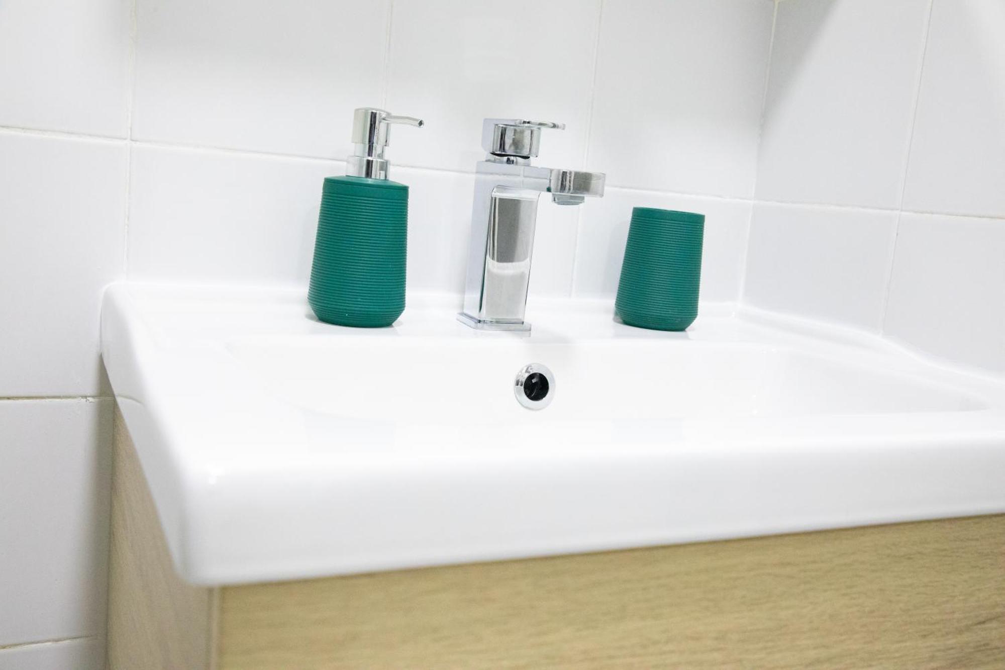 Le Relax Place - Metro 5 Bobigny Bagian luar foto