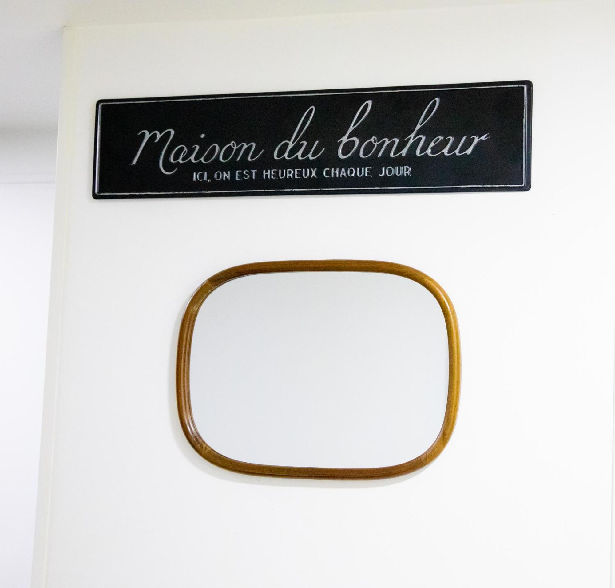 Le Relax Place - Metro 5 Bobigny Bagian luar foto